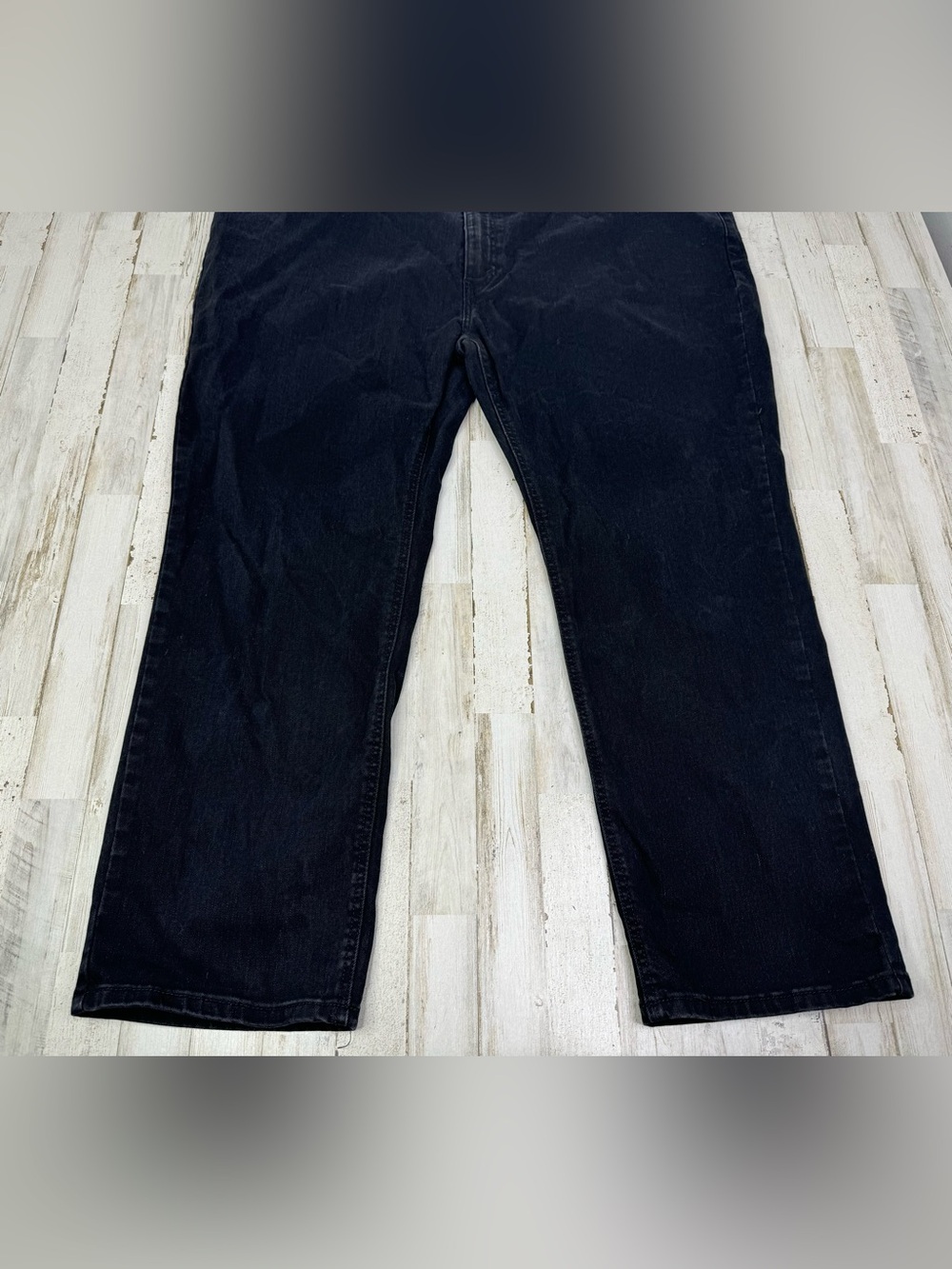 Levis 541 Jeans Mens 50x29 Black Relaxed Fit Straight Leg Denim Classic - Picture 3 of 11
